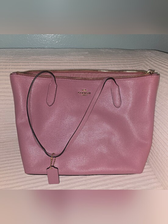 Coach Handbags - COACH Crossgrain Zip Tote
